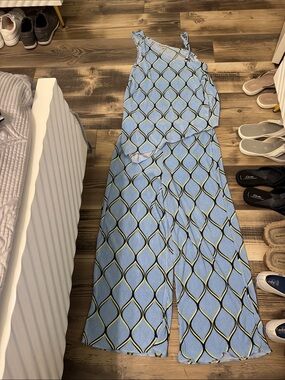 Light Blue Geometric One-Shoulder Pant Set by Almost Famous